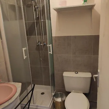 Apartment Au Calme Peronnas